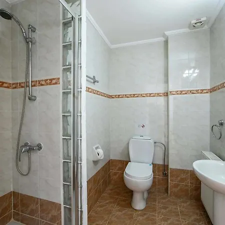 Pine Retreat Villa *