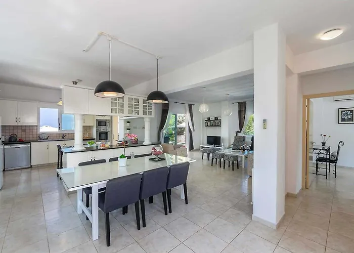 Pine Retreat アルガカ